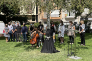 L’acte d’homenatge a les Borges als veïns morts a causa de la Covid.