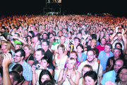 Més de 7.000 persones no es van perdre la gira de Serrat i Sabina, el setembre del 2007 a Gardeny.