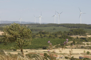 Imatge d’arxiu de molins de vent instal·lats a les Garrigues.