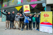 El director del festival junto al alcalde, el concejal de Juventud, y los patrocinadores del certamen.