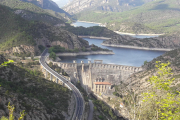 El pantano de Oliana, que albergaría 40 hectáreas de placas solares.