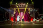 El Circ Històric Raluy abrió ayer sus puertas en Lleida con el espectáculo ‘Vekante’.