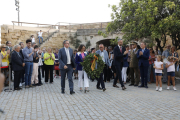 Talarn, Verge, Pueyo y Solé, en el momento de la ofrenda, con la consellera Cervera entre el público.