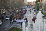 Manifestación feminista del pasado 8 de marzo a su paso por la Rambla d’Aragó de Lleida ciudad. 