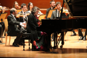 Elisabeth Leonskaja y la FSF, ayer en el Auditori Enric Granados. 