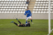 David López tuvo el 2-0 en esta acción que, tras la vital intervención de Venteo, acabó al palo.