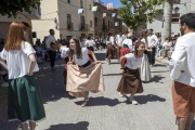 Exhibición de las danzas populares, obra de David Pradas. 