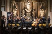 Concert inaugural a càrrec de la JONC, ahir a la nit al paranimf de la Universitat de Cervera.