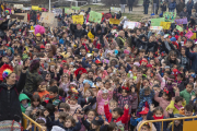 Lleida ciudad celebró el ‘dijous gras’ con la tradicional ‘tupinada’.