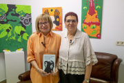  Montse Sanjuan fue la encargada de presentar el libro de Anna Maria Villalonga en la irreductible.