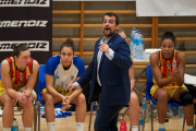 Jordi Acero, entrenador del Cadí la Seu, durant el partit de dimarts a la pista de l’Araski.