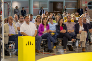 Miquel Pueyo, Oriol Junqueras, Marta Vilalta y Jordina Freixanet, en primera fila.