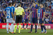 El Barça i l'Espanyol empaten en un derbi amb dos expulsions