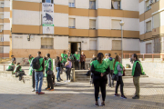 Suspendido un desalojo en  los bloques Gaspar de Portolà -  La PAH convocó ayer por la mañana una protesta contra el desahucio de una mujer de un piso de los bloques Gaspar de Portolà, propiedad de un fondo de inversión. Finalmente, fue suspen ...