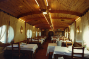 El restaurant el Molí de la Nora estava situat a tocar de Vilanova de la Barca.