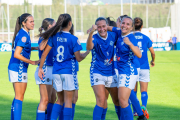 Palacios i Raquel Quintana celebren el gol de la primera, que suposava l’empat a la mitja hora.