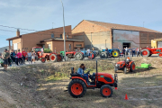 Un dels actes mes freqüentats va ser la demostració de conducció de tractors amb una important presència femenina.