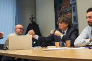 Carles Puigdemont amb el seu advocat en una foto d’arxiu.