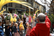 Esterri d’Àneu. Tradicional benedicció de palmes i branques d’olivera, a l’església parroquial de Sant Vicenç.