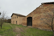 L’edifici en ruïnes que serà rehabilitat com a aula de formació.