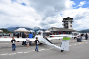 Imatge d’arxiu d’una jornada de portes obertes a l’aeroport de la Seu.