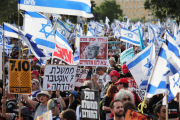 Protestes contra el Govern que presideix Benjamin Netanyahu ahir a la ciutat de Jerusalem.