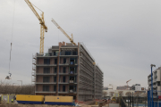 Imatge d’arxiu d’un edifici en construcció a Lleida.