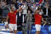 Rafa Nadal i Carlos Alcaraz van ser aclamats pel públic present en el recinte.