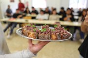 Una de les receptes amb carn de caça que s'han preparat aquest dilluns a l'escola.