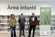 La inauguració de la biblioteca de Sort ha comptat amb els parlaments de la consellera de Cultura, Sònia Hernández, l'alcalde de Sort, Baldo Farré i el director de la biblioteca. Rosendo Manrique.