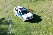 Un cotxe de la Urbana a vista de dron. - MARIO GASCÓN
