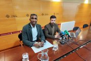 Jackson Quiñónez i Carlos Enjuanes, ahir davant dels mitjans. - JCMC