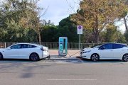 L’Ajuntament de Lleida posa en funcionament, a partir de l’1 d’abril, l’aplicació del nou reglament d’ús de la xarxa pública d’estacions de recàrrega de vehicles elèctrics a Lleida (arxiu)
