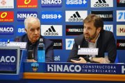 Luis Pereira i Marc Torres durant la roda de premsa que van oferir el 4 d’abril passat. - JORDI ECHEVARRIA