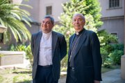 El bisbe electe, Daniel Palau, ahir amb l’ara administrador apostòlic, Salvador Giménez. - PAU PASCUAL PRAT