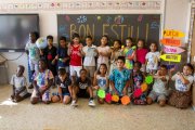 Els alumnes de l’escola Torre Queralt, al Secà, van celebrar ahir el final de curs. - GERARD HOYAS