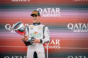 Mari Boya, al podi, subjectant el trofeu que l’acredita com a vencedor a Silverstone. - CAMPOS RACING