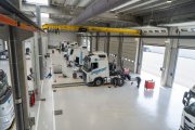 L’interior del taller del Lleida Truck Center, que ja està en marxa. - PAU PASCUAL