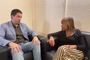 L’alcalde de la Seu, Joan Barrera, es va tornar a reunir ahir amb la ministra d’Andorra, Conxita Marsol. - AJUNTAMENT DE LA SEU D’URGELL