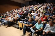 L’assemblea de regants celebrada a Artesa de Lleida el dia 25 va reunir nombrosos regants. - AMADO FORROLLA