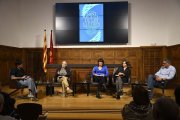 Montse Castellà, a l’Espai Orfeó- La cantant Montse Castellà va oferir ahir el segon concert del cicle <i>Música i Poesia</i> de la setmana literària amb un homenatge a la cantautora Joan Baez. - SANTI IGLESIAS
