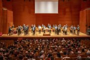 Més de 430 espectadors van gaudir ahir del concert de la Banda Municipal de Lleida a l’Auditori. - ÀLEX SAMPER