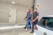 L’acusat també portava unes Nike el dia del seu arrest. - A. GUERRERO