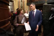 La ministra d’Hisenda, María Jesús Montero, amb Sánchez. - EUROPA PRESS