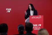 La secretària d’Organització del PSOE, Rebeca Torró, en roda de premsa. - EFE