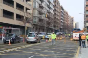 Dos carrils tallats a Príncep de Viana per obres - AMADO FORROLLA