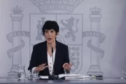 La portaveu del Govern central, Elma Saiz, ahir en roda de premsa. - EFE