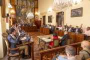 Imatge del ple de la corporació celebrat ahir. - JORDI ECHEVARRIA