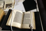 L'obra és un tractat de filosofia medieval i passa a ser el sisè exemplar documentat d'aquesta edició del segle XV