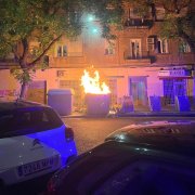 Crema un contenidor al carrer Ciutat de Fraga de Lleida